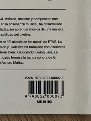 Ukelele y libro de Ukelele