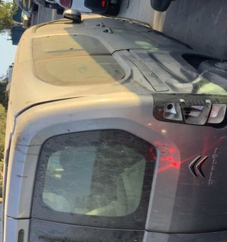 Citroen 2823832 moldura 9816809680 berlingo combi