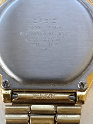 Reloj Casio A168 Dorado