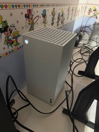 Xbox Series X 1TB Blanca + 4 Mandos