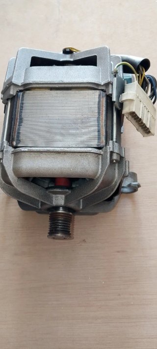 Bomba y motor lavadora Beko 7kg AA 1000rpm
