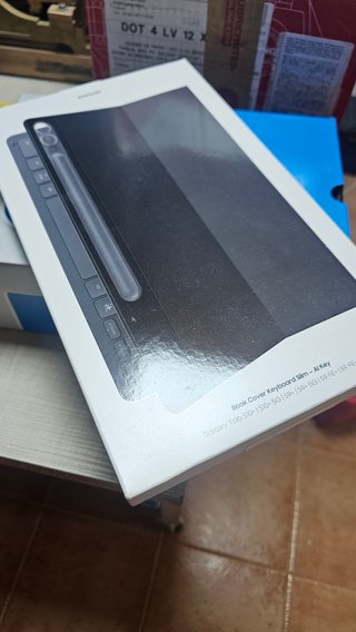 Funda tablet samsung ORIGINAL con teclado