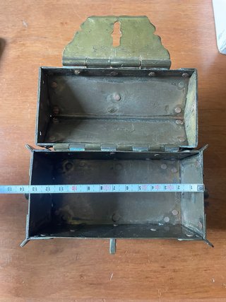 Cofre del tesoro antiguo