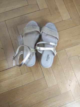 Sandalias Seaside Beige y Dorado