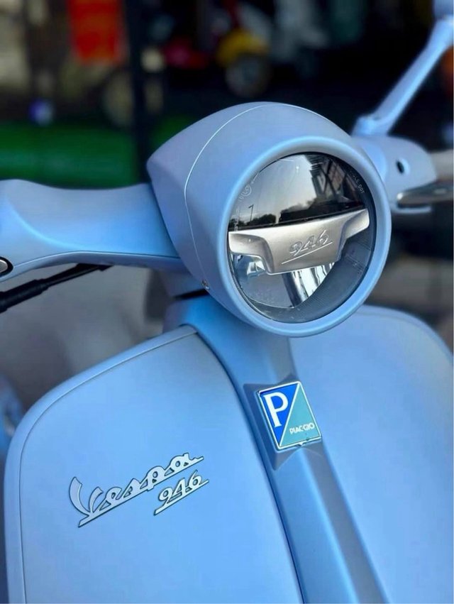 Vespa 946 Snake Edición Limitada 1/888