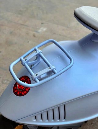 Vespa 946 Snake Edición Limitada 1/888