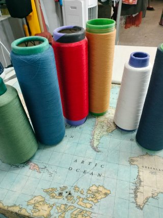 Hilos para máquina de coser