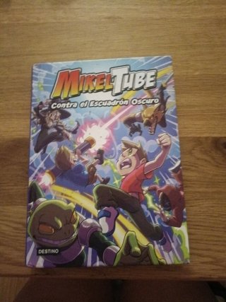 MikelTube contra el escuadrón oscuro
