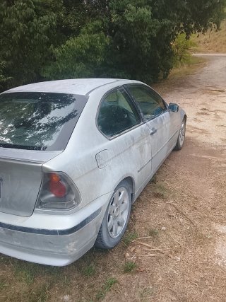 BMW 318ti 2002