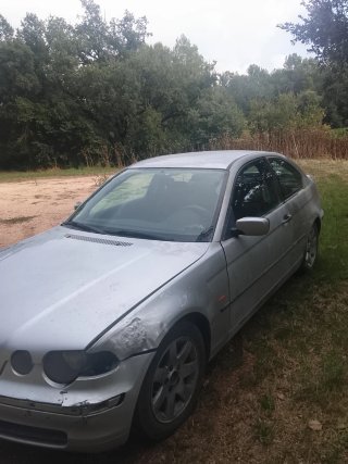 BMW 318ti 2002