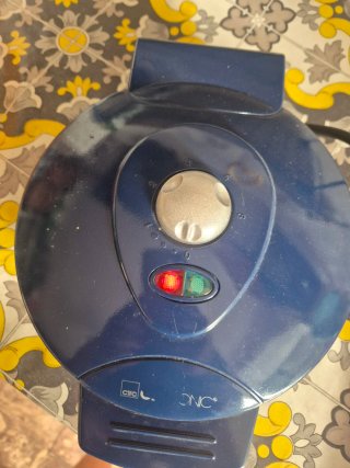 Piastra per Waffel CLATRONIC WA 3275