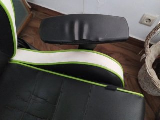 Silla gamer Newskill negra y verde