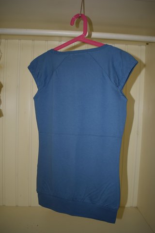 Camiseta Inside dibujo mujer, dosmilera