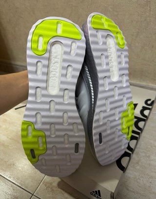 Adidas Zapatillas Deportivas Blancas y Plateadas