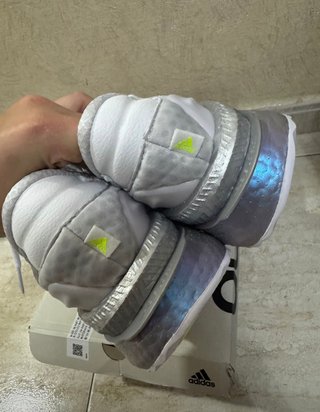 Adidas Zapatillas Deportivas Blancas y Plateadas