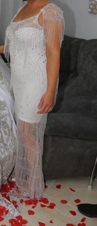 Vestido blanco pedrería y flecos talla 40 42 la