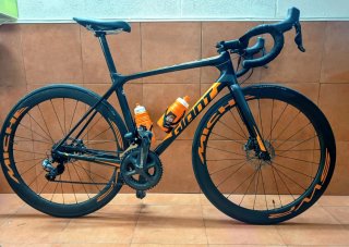 Giant TCR Advanced Pro Disc Carbono Talla M Di2
