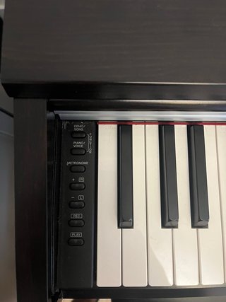 Piano Digital Yamaha YDP-142