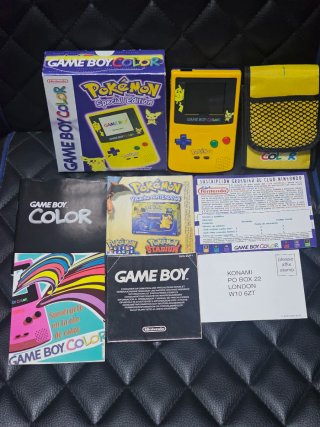 Game Boy Color Edición Especial Pikachu