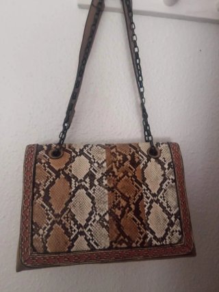Bolso estampado serpiente