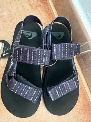 Chanclas Quiksilver Negras y Grises azuladas