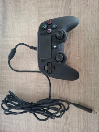 Control PS4 Negro con Cable