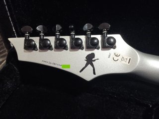 Guitarra Dean Zero Silver Dave Mustaine