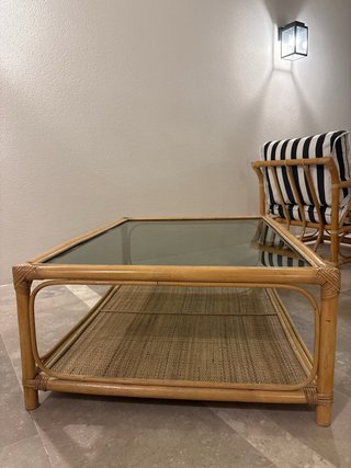 Mesa centro bambú y ratán tapa cristal