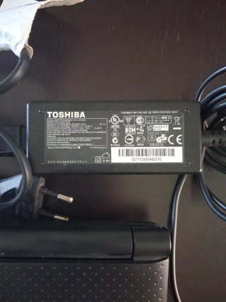 Toshiba NB500 Portátil Negro
