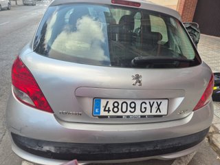 Peugeot 207 2010