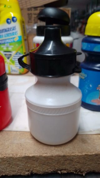 Botella infantil para bici o bebé