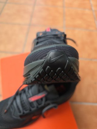 Zapatillas Nike Pegasus Premium Negras Rojas