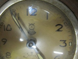 Orologio Band Francia Legno da Parete