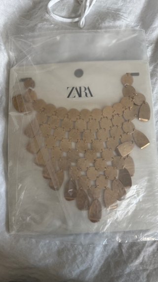 Collar de Zara Dorado