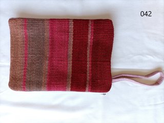 Bolso sobre tejido lana telar