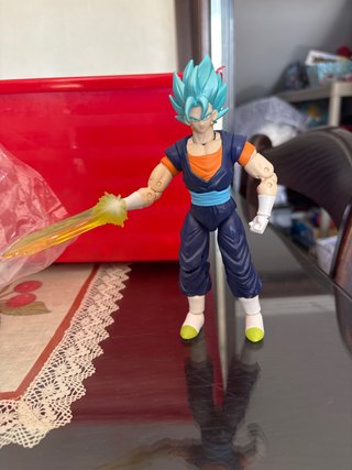 Figura Articulada Vegetto