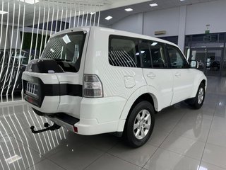 MITSUBISHI Montero 3.2 DID Spirit Auto