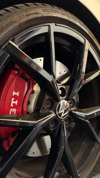 Volkswagen Golf 2024