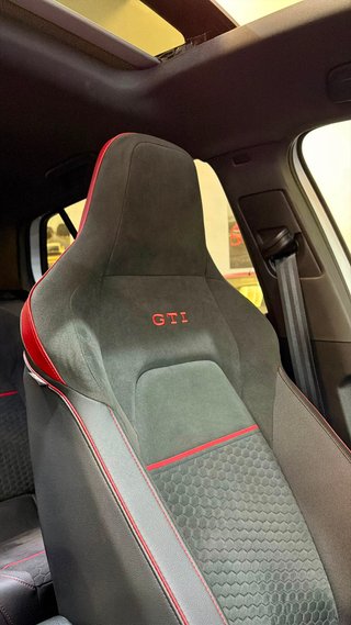 Volkswagen Golf 2024