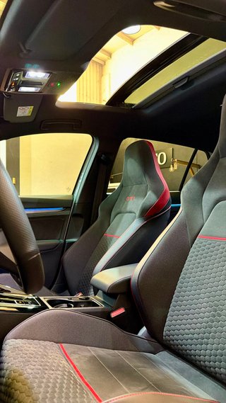 Volkswagen Golf 2024