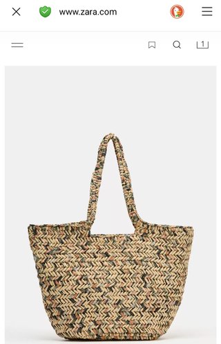 Bolso de hombro tipo rafia con cartera de lino.