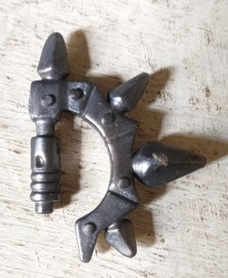 Lote 3 Armas Raras Castle Grayskull 2002 MOTU 200x
