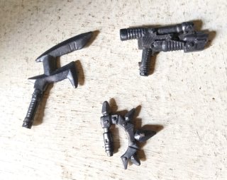 Lote 3 Armas Raras Castle Grayskull 2002 MOTU 200x