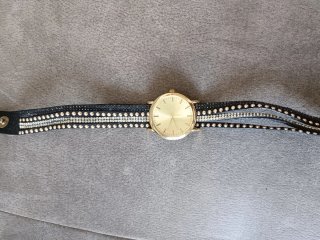 Reloj Pulsera Mujer Negro y Dorado
