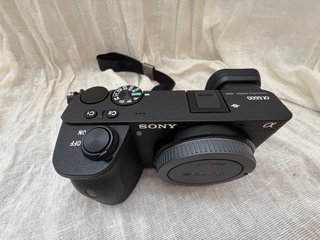 Sony A6600 + 16-50 OSS | Solo 112 disparos