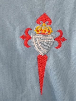 Camiseta clasica Celta de Vigo. Talla XL