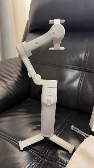 Estabilizador DJI Osmo Mobile 7 Gimbal