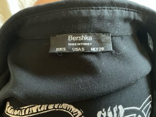Camisa Bershka Negra Diseño Tigres Oriental