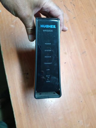 Kit completo internet vía satélite HUGHES
