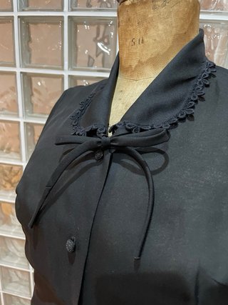 BLUSA VINTAGE SECRETARIA ( ver medidas)